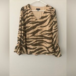 Studio Park x Leah Williams Chiffon Blouse Ruffle Cuffs - Zebra (sz M) A492429